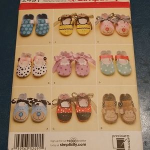 Simiplucy baby booties pattern